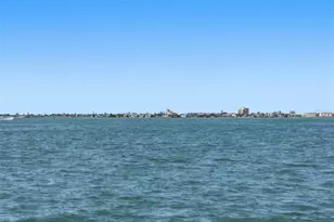 2869 Seabreeze Dr S, Gulfport, FL 33707 - Photo 1