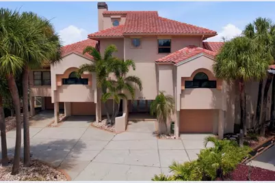 2869 Seabreeze Drive S, Gulfport, FL 33707 - Photo 1