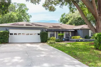 11016 Saginaw Drive, Tampa, FL 33617 - Photo 4