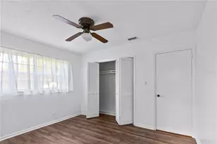 11016 Saginaw Dr, Tampa, FL 33617 - Photo 22
