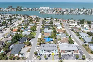 8800 Blind Pass Rd, Saint Pete Beach, FL 33706 - Photo 24
