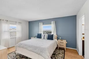 17400 Gulf Blvd, Saint Petersburg, FL 33708 - Photo 16