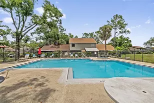 8407 Terrace Meadows Ct, Tampa, FL 33637 - Photo 30