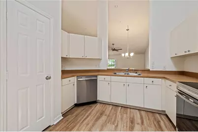 8407 Terrace Meadows Court #N/A, Tampa, FL 33637 - Photo 12