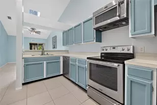5808 Red Cedar Ln, Tampa, FL 33625 - Photo 8