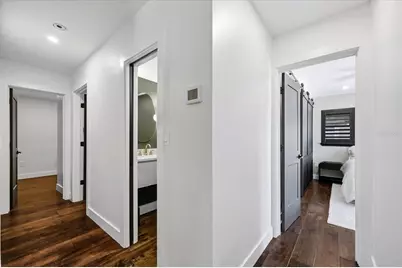 121 79th Street S, Saint Petersburg, FL 33707 - Photo 42