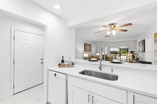 5265 E Bay Dr, Clearwater, FL 33764 - Photo 24