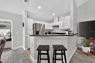 15428 Florida Breeze Loop, Wimauma, FL 33598 - Photo 6