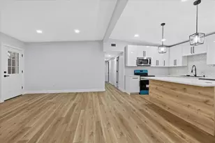 1130 Dogwood Ave, Tampa, FL 33613 - Photo 22