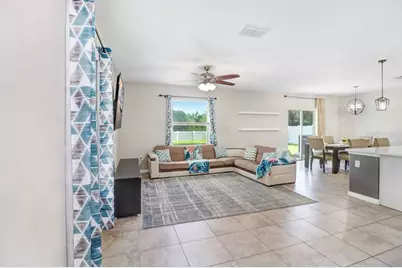 14855 Crescent Rock Drive, Wimauma, FL 33598 - Photo 8