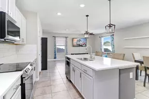 14855 Crescent Rock Dr, Wimauma, FL 33598 - Photo 14