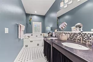 3819 W Dale Ave, Tampa, FL 33609 - Photo 32
