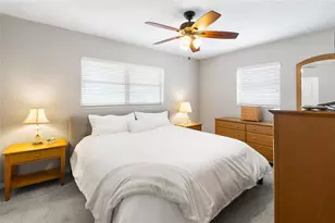 782 42nd Ave NE, Saint Petersburg, FL 33703 - Photo 16