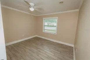 2040 Woodbriar Loop S, Lakeland, FL 33813 - Photo 4