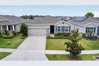 8136 Wheat Stone Drive, Zephyrhills, FL 33540 - Photo 6