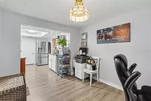 13651 Imperial Grove Dr N, Largo, FL 33774 - Photo 26