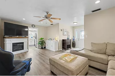 13651 Imperial Grove Drive N, Largo, FL 33774 - Photo 18