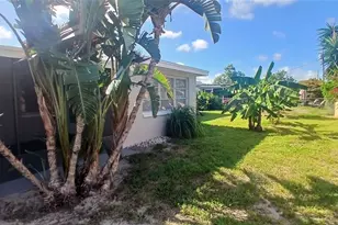 2109 Shannon Dr, Holiday, FL 34690 - Photo 26