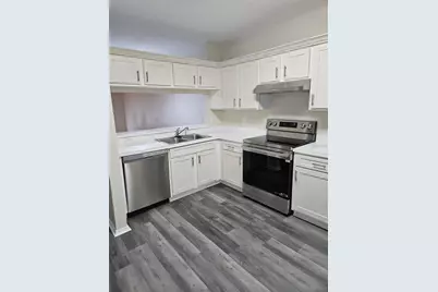 2439 Lake Woodberry Circle, Brandon, FL 33510 - Photo 4