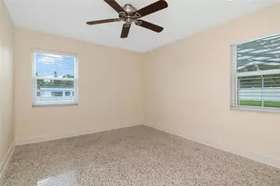 1801 Oak Park Dr N, Clearwater, FL 33764 - Photo 46