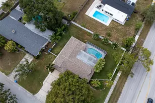 1801 Oak Park Dr N, Clearwater, FL 33764 - Photo 64