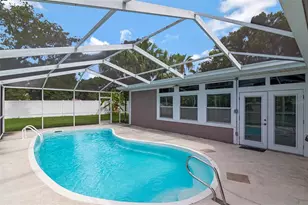 1801 Oak Park Dr N, Clearwater, FL 33764 - Photo 48