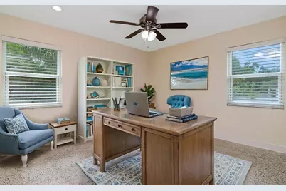 1801 Oak Park Drive N, Clearwater, FL 33764 - Photo 44