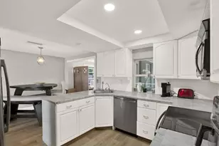 3920 Beacon Square Dr, Holiday, FL 34691 - Photo 6