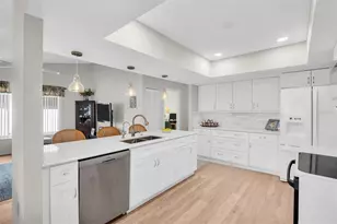 3960 Tarpon Pointe Cir, Palm Harbor, FL 34684 - Photo 16