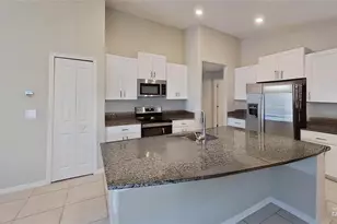 16761 Delia St, Wimauma, FL 33598 - Photo 6