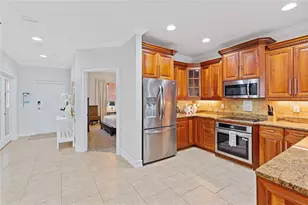 530 S Gulfview Blvd, Clearwater Beach, FL 33767 - Photo 10