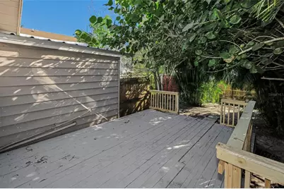 1122 E Oakwood Street, Tarpon Springs, FL 34689 - Photo 12