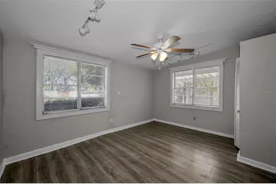1122 E Oakwood Street, Tarpon Springs, FL 34689 - Photo 10