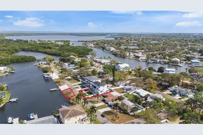 220 90th Avenue NE, Saint Petersburg, FL 33702 - Photo 2