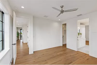 220 90th Avenue NE, Saint Petersburg, FL 33702 - Photo 62
