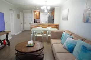 10122 Winsford Oak Blvd, Tampa, FL 33624 - Photo 6