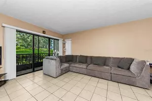 2575 Pine Ridge Way S, Palm Harbor, FL 34684 - Photo 6