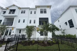 1650 Springwell Ln, Sarasota, FL 34240 - Photo 1