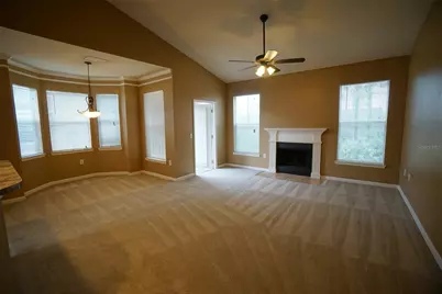 18004 Villa Creek Drive, Tampa, FL 33647 - Photo 6