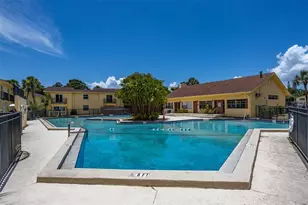 7612 Nacido Ct, Tampa, FL 33615 - Photo 2