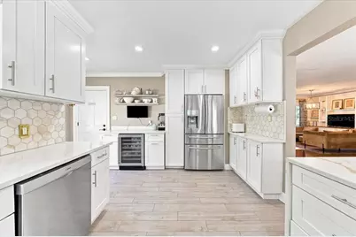 222 26th Avenue S, Saint Petersburg, FL 33705 - Photo 10