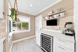 222 26th Ave S, Saint Petersburg, FL 33705 - Photo 12