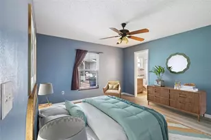 8420 N River Dune St, Tampa, FL 33617 - Photo 10