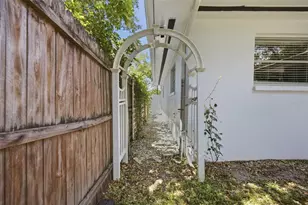 1023 Granada St, Clearwater, FL 33755 - Photo 34