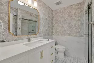 645 Boca Ciega Point Blvd N, Saint Petersburg, FL 33708 - Photo 22