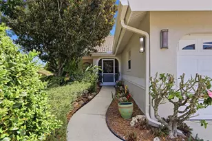 4461 Ascot Cir N, Sarasota, FL 34235 - Photo 2