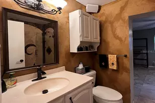 9232 80th Ave, Seminole, FL 33777 - Photo 18