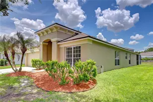 7548 Granitville Dr, Wesley Chapel, FL 33545 - Photo 2