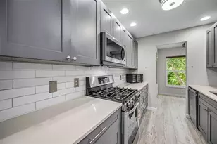 5725 80th St N, Saint Petersburg, FL 33709 - Photo 14
