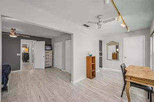 5725 80th St N, Saint Petersburg, FL 33709 - Photo 16